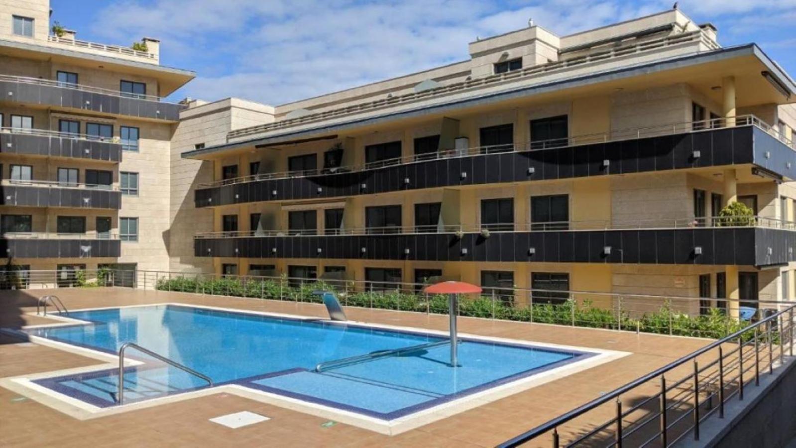 Apartamento En Urbanizacion Con Piscina En Playa De Silgar 桑亨霍 外观 照片